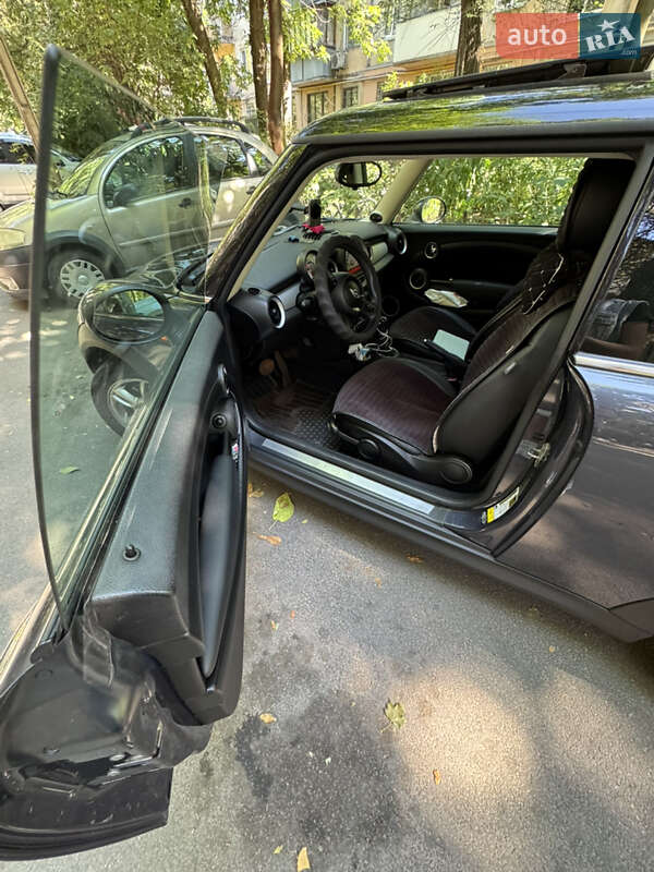 Хэтчбек MINI Cooper 2013 в Днепре