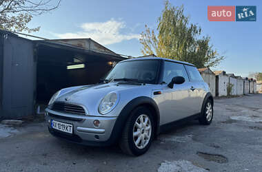 Хэтчбек MINI Cooper 2002 в Киеве