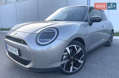 Хетчбек MINI Cooper 2024 в 