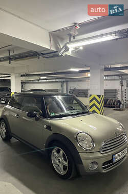 Хетчбек MINI Cooper 2008 в 