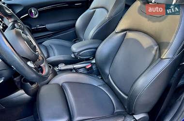 Хетчбек MINI Cooper 2019 в 
