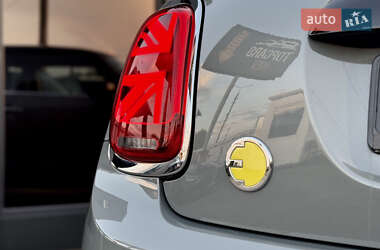 Хетчбек MINI Cooper 2022 в 