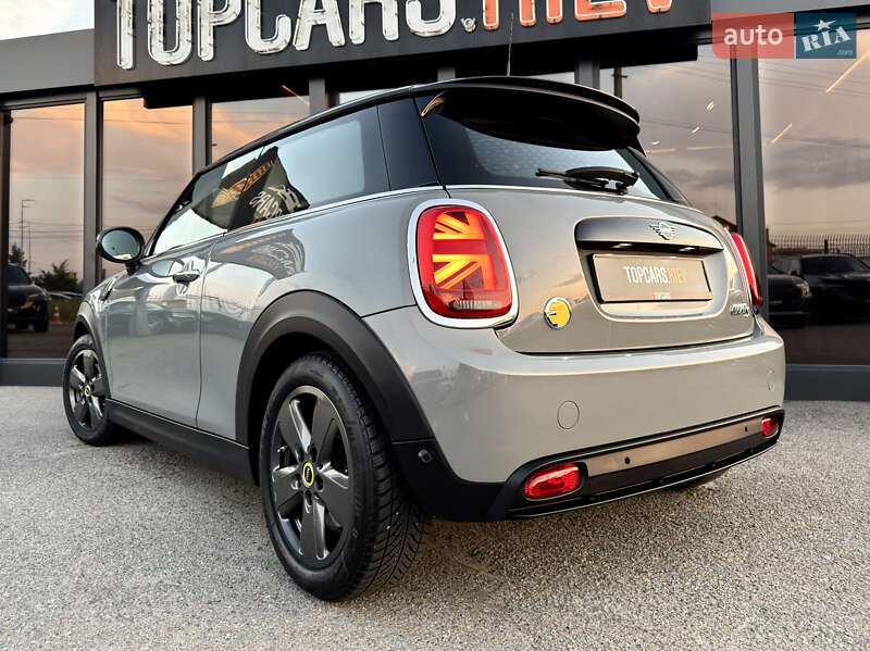 Хэтчбек MINI Cooper 2022 в Киеве