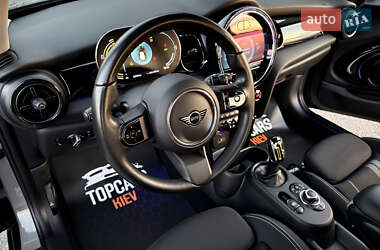 Хетчбек MINI Cooper 2022 в 