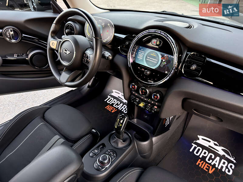Хэтчбек MINI Cooper 2022 в Киеве