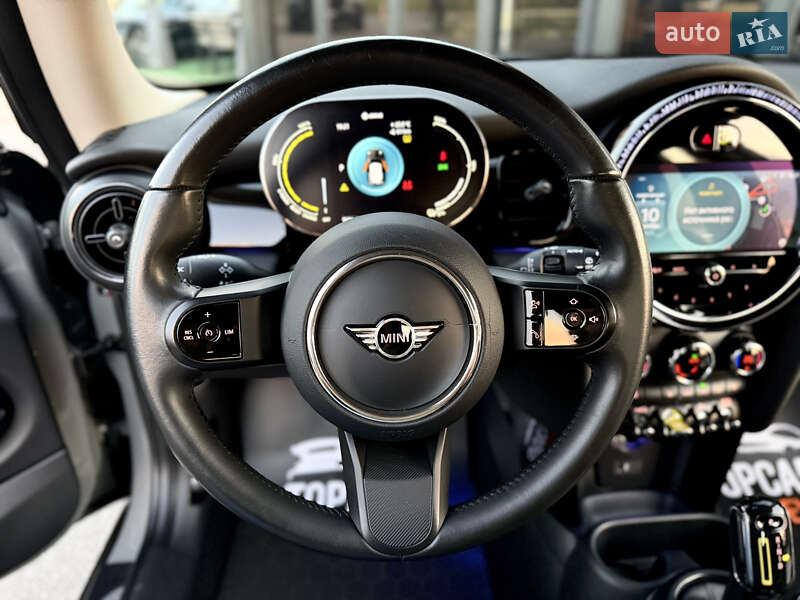 Хэтчбек MINI Cooper 2022 в Киеве