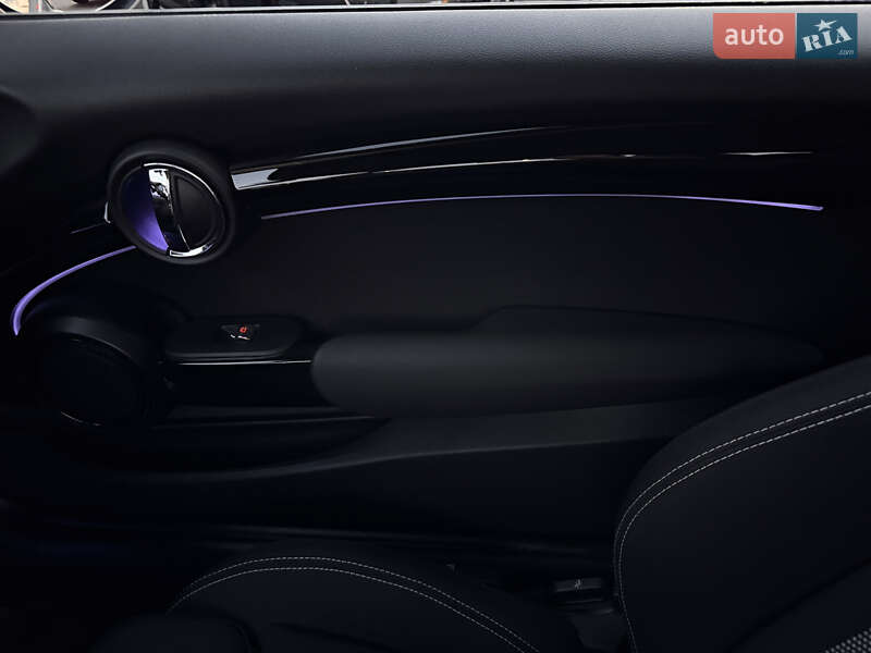 Хэтчбек MINI Cooper 2022 в Киеве