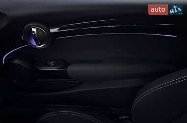 Хетчбек MINI Cooper 2022 в 