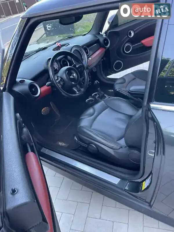 Хэтчбек MINI Cooper 2012 в Киеве фото 3 Хэтчбек MINI Cooper 2012 в Киеве