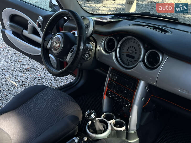 Хэтчбек MINI Cooper 2002 в Харькове фото 16 Хэтчбек MINI Cooper 2002 в Харькове