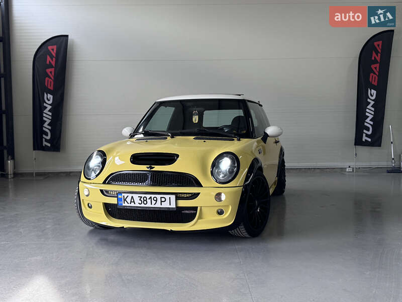 Хэтчбек MINI Cooper 2003 в Киеве фото 2 Хэтчбек MINI Cooper 2003 в Киеве