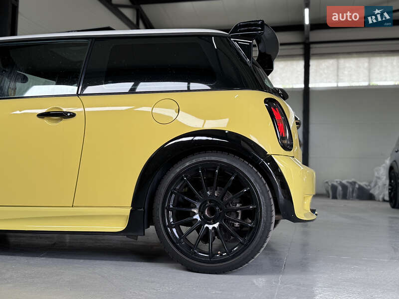 Хэтчбек MINI Cooper 2003 в Киеве фото 29 Хэтчбек MINI Cooper 2003 в Киеве