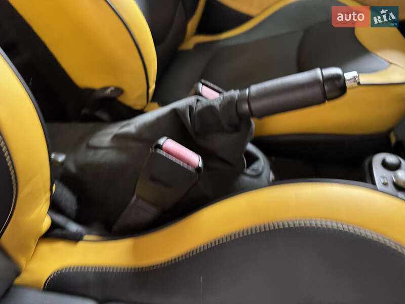 Хэтчбек MINI Cooper 2003 в Киеве фото 57 Хэтчбек MINI Cooper 2003 в Киеве