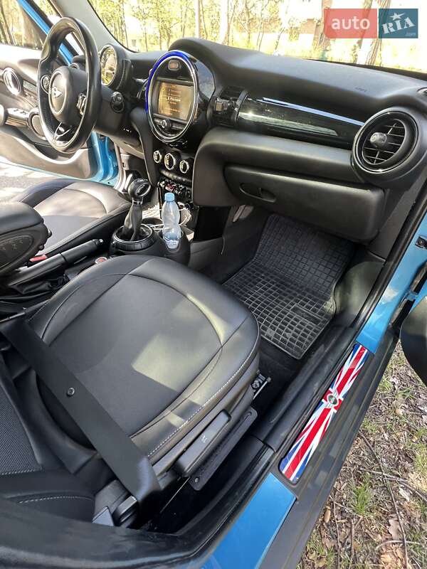 Хетчбек MINI Cooper 2015 в Києві