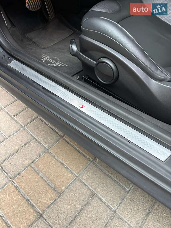 Хэтчбек MINI Cooper 2012 в Киеве