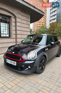 Хэтчбек MINI Cooper 2012 в Киеве