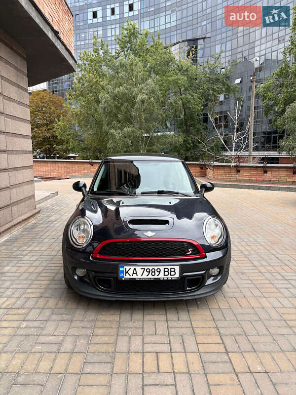 Хэтчбек MINI Cooper 2012 в Киеве