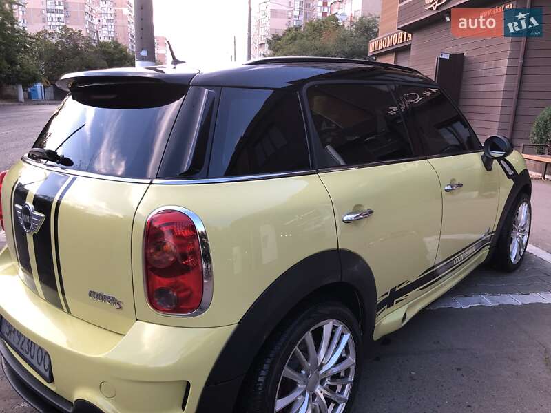 Внедорожник / Кроссовер MINI Cooper 2010 в Одессе