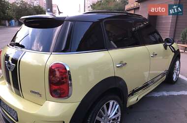Позашляховик / Кросовер MINI Cooper 2010 в 