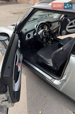 Хэтчбек MINI Cooper 2003 в 