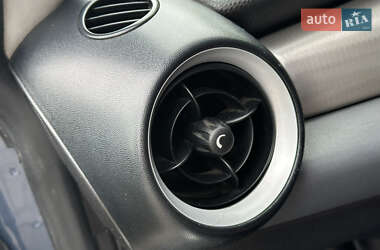 Хэтчбек MINI Cooper 2009 в 