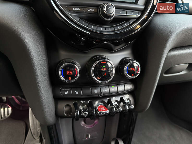 Хетчбек MINI Cooper 2020 в Києві