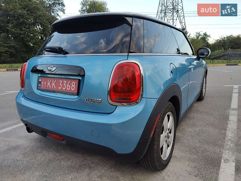 Хэтчбек MINI Cooper 2016 в Киеве фото 6 Хэтчбек MINI Cooper 2016 в Киеве