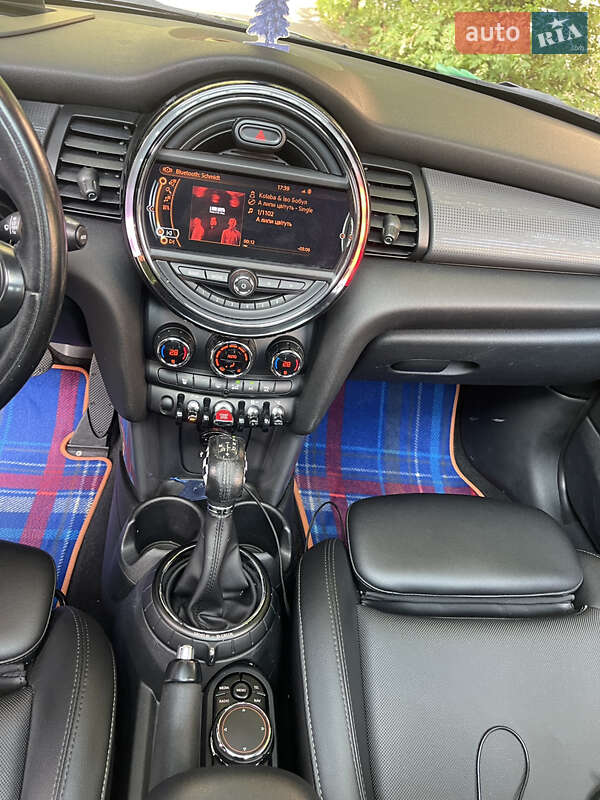 Хэтчбек MINI Cooper 2014 в Киеве