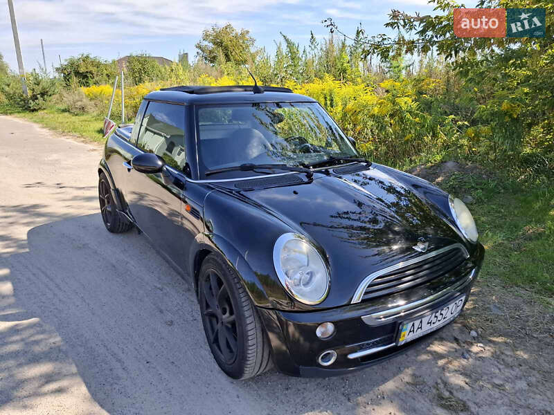 Хэтчбек MINI Cooper 2006 в Киеве