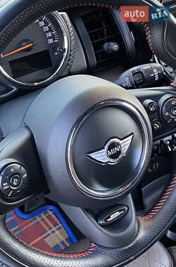 Хетчбек MINI Cooper 2016 в 