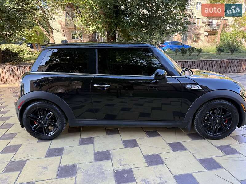 Хетчбек MINI Cooper 2013 в Кривому Розі