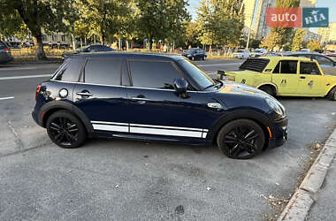 MINI Cooper 2018