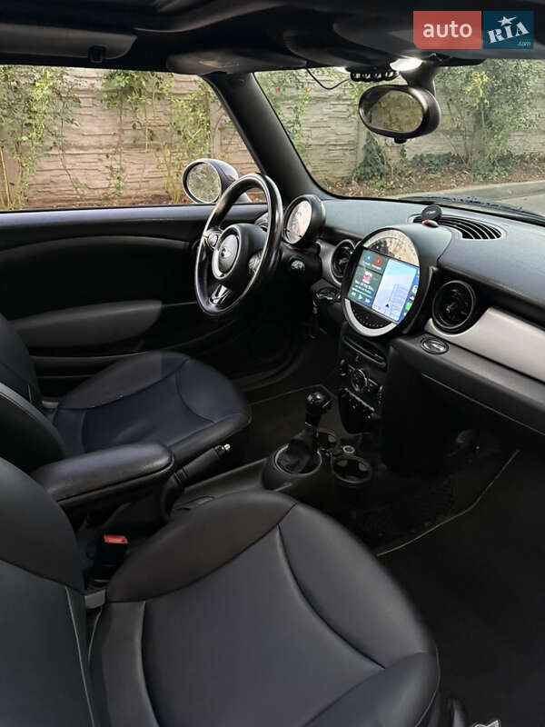 Хэтчбек MINI Cooper 2011 в Одессе