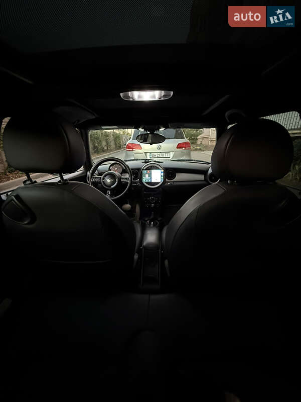 Хэтчбек MINI Cooper 2011 в Одессе