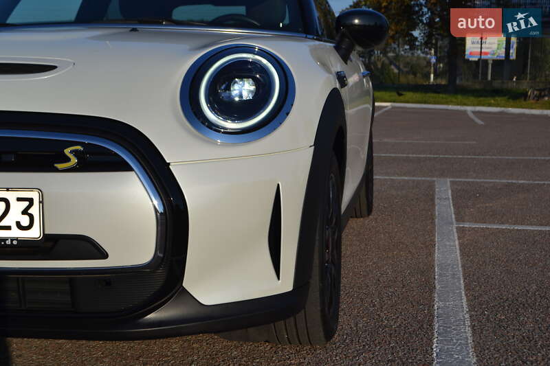 Хэтчбек MINI Cooper 2023 в Житомире фото 10 Хэтчбек MINI Cooper 2023 в Житомире