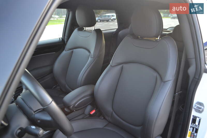Хэтчбек MINI Cooper 2023 в Житомире фото 20 Хэтчбек MINI Cooper 2023 в Житомире