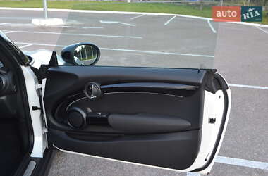 Хэтчбек MINI Cooper 2023 в 