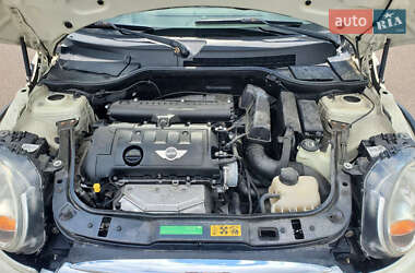 Хэтчбек MINI Cooper 2007 в 