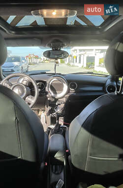 Хэтчбек MINI Cooper 2013 в 