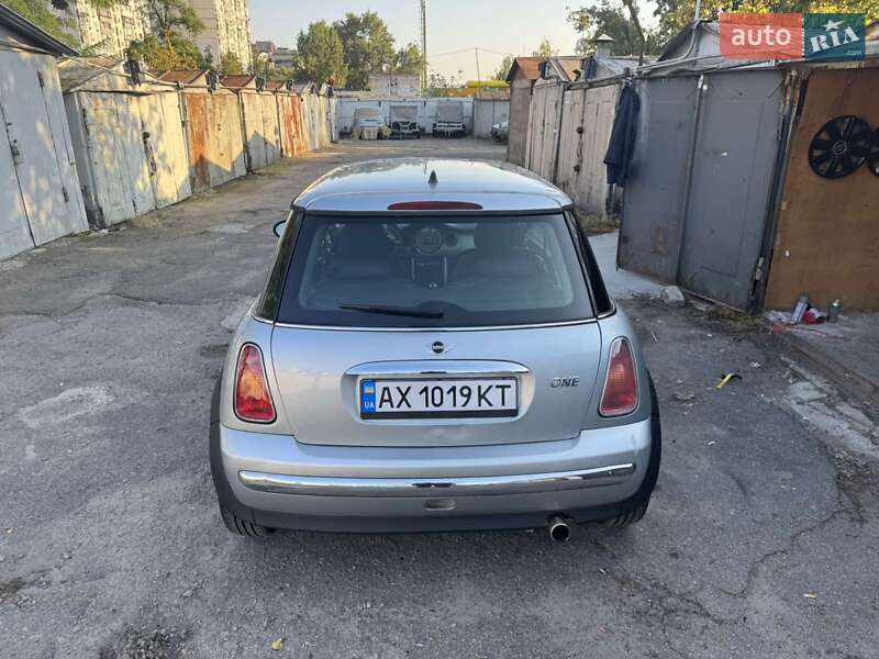 Хетчбек MINI Cooper 2002 в Харкові