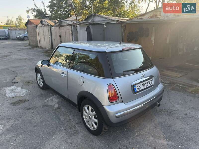 Хетчбек MINI Cooper 2002 в Харкові