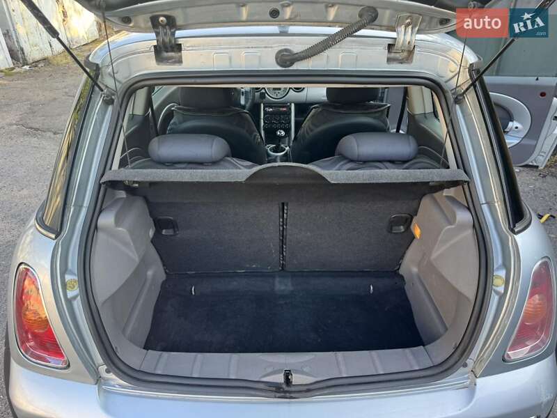 Хетчбек MINI Cooper 2002 в Харкові