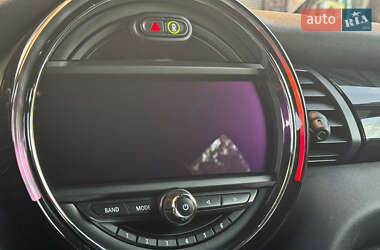 Хетчбек MINI Cooper 2020 в 