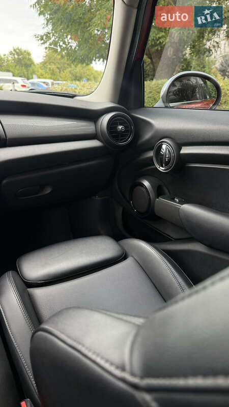 Хэтчбек MINI Cooper 2016 в Одессе