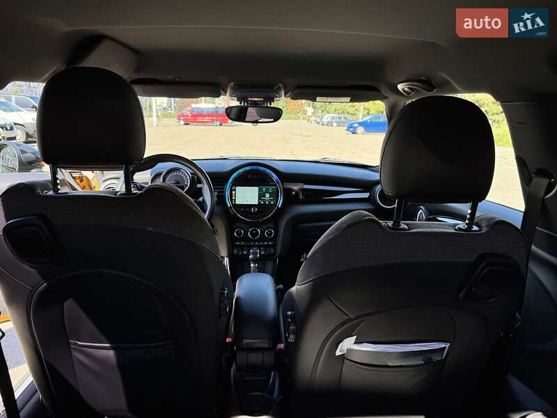 Хэтчбек MINI Cooper 2014 в Киеве