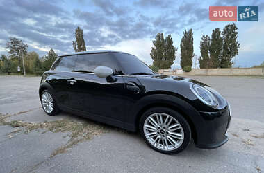 Хетчбек MINI Cooper 2022 в 