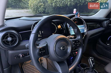 Хетчбек MINI Cooper 2022 в 