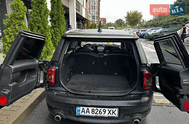 Хэтчбек MINI Cooper 2010 в 
