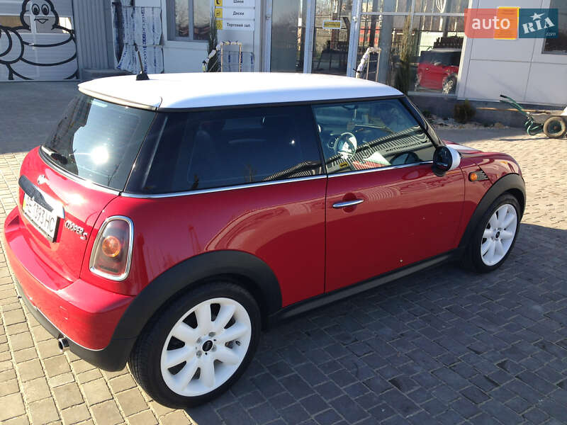 Хэтчбек MINI Cooper 2008 в Кривом Роге