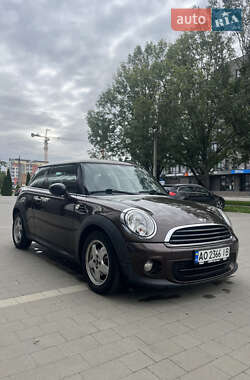 MINI Cooper 2010